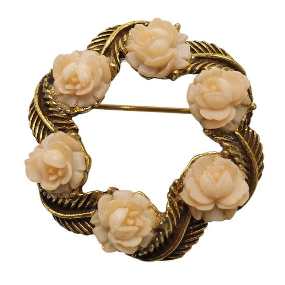 Vintage Gold Tone Rose Carved Lucite Faux Coral Floral Wreath Brooch Pin